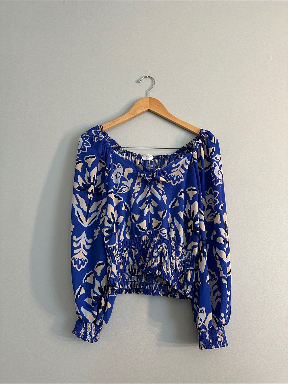 Sienna Sky Royal Blue and Cream Floral Peasant Blouse size small
